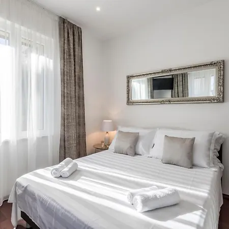Villa Meri Very Central And Beautiful Apartment Split Exterior photo