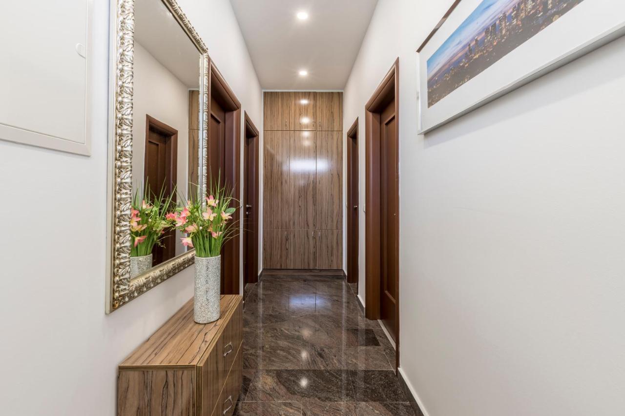 Meri Very And Beautiful Apartman *
